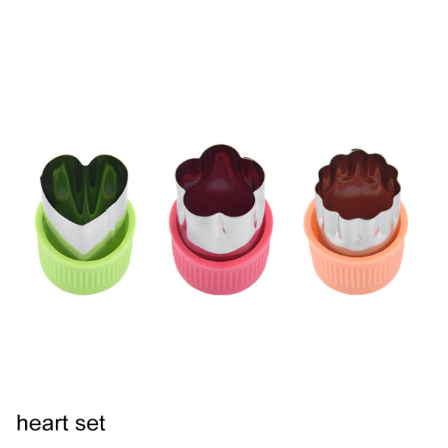 3Pcs Fruit & Vegetable Cutters - Heart